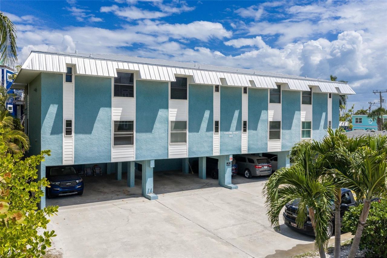 205 Highland Avenue , Unit 2, Bradenton Beach, FL 34217 Photo