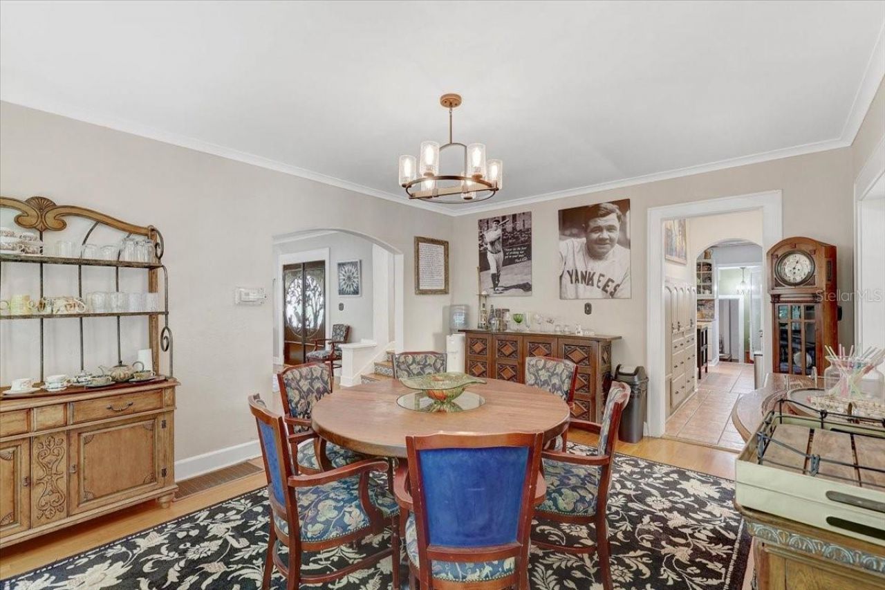 325 49th Street N, Saint Petersburg, FL 33710 Photo