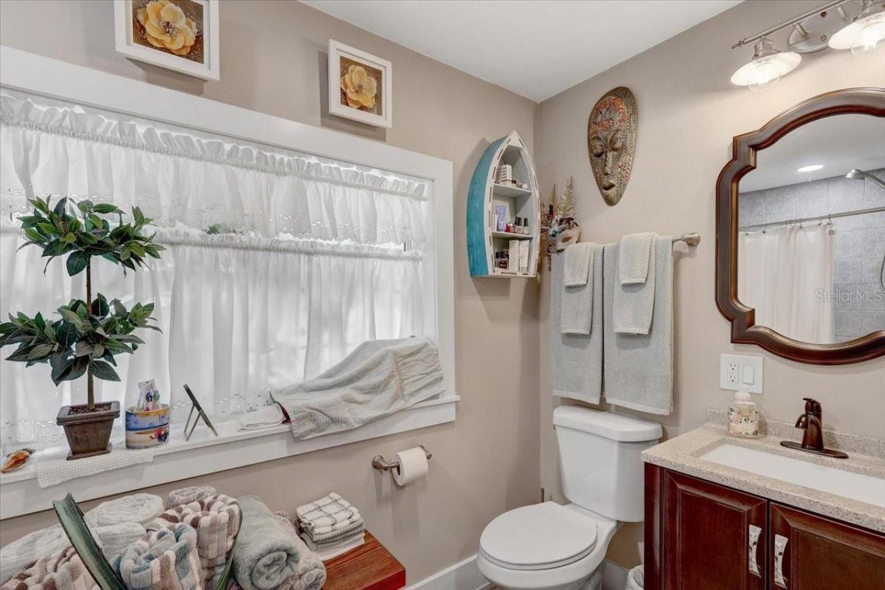 325 49th Street N, Saint Petersburg, FL 33710 Photo