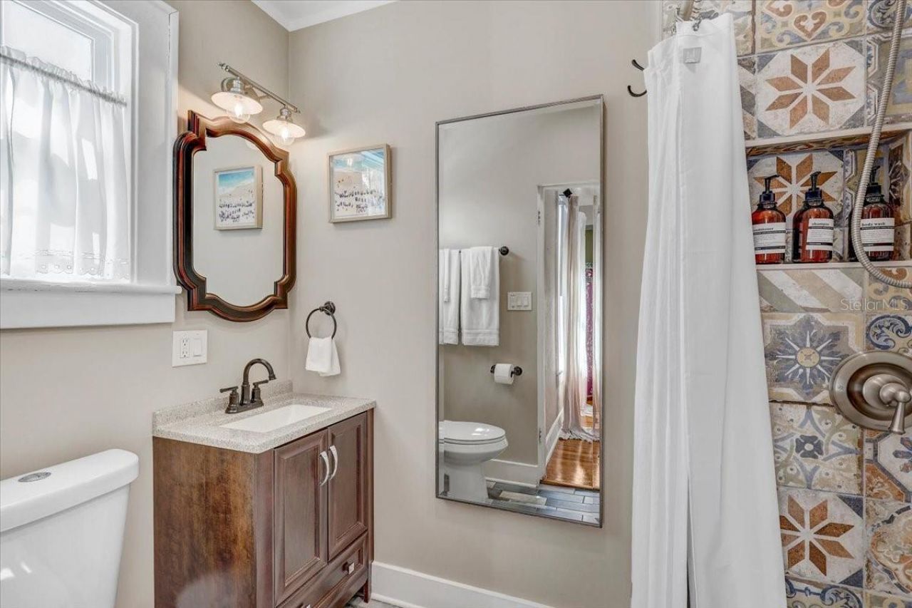 325 49th Street N, Saint Petersburg, FL 33710 Photo