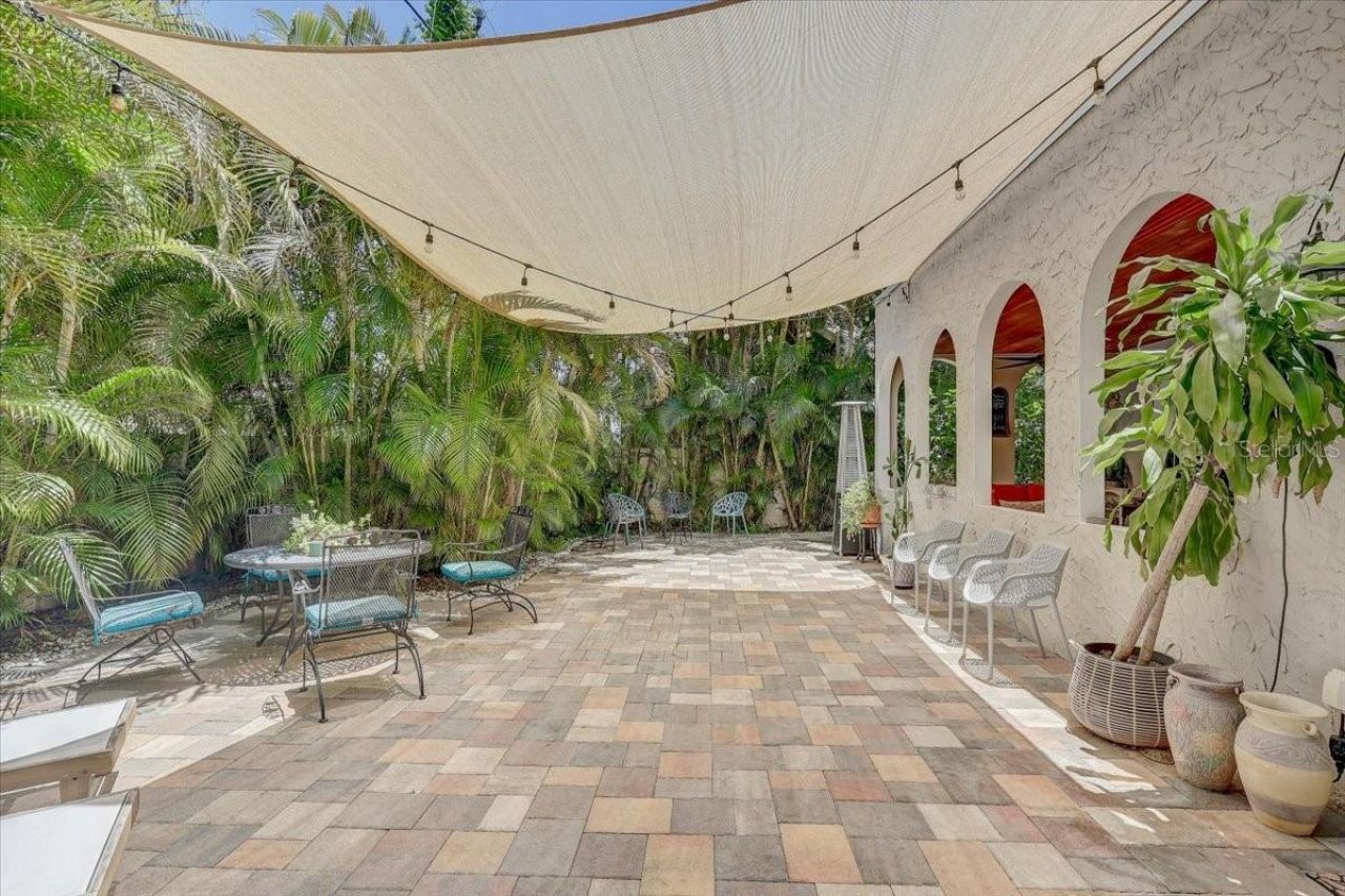 325 49th Street N, Saint Petersburg, FL 33710 Photo