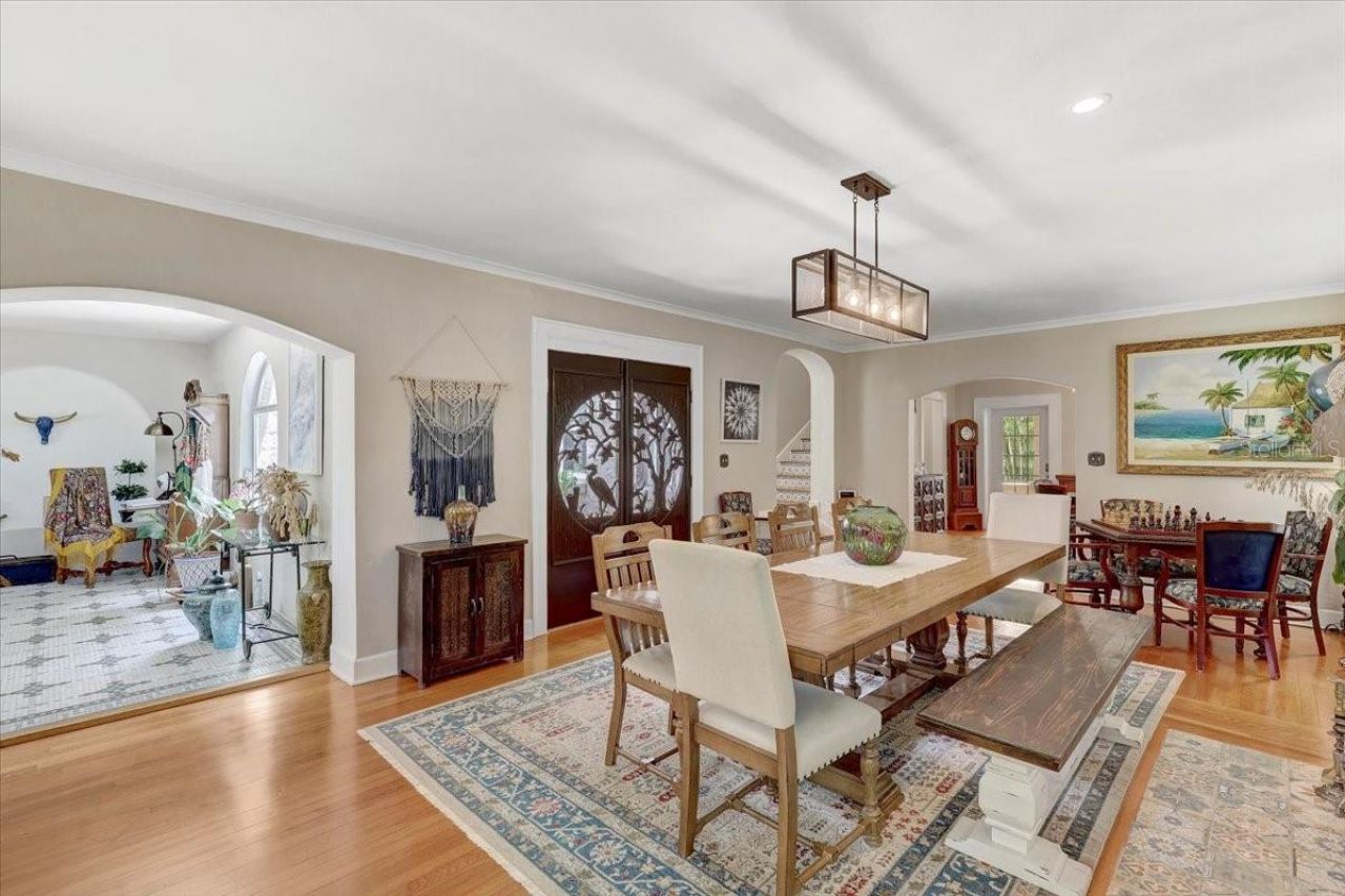 325 49th Street N, Saint Petersburg, FL 33710 Photo
