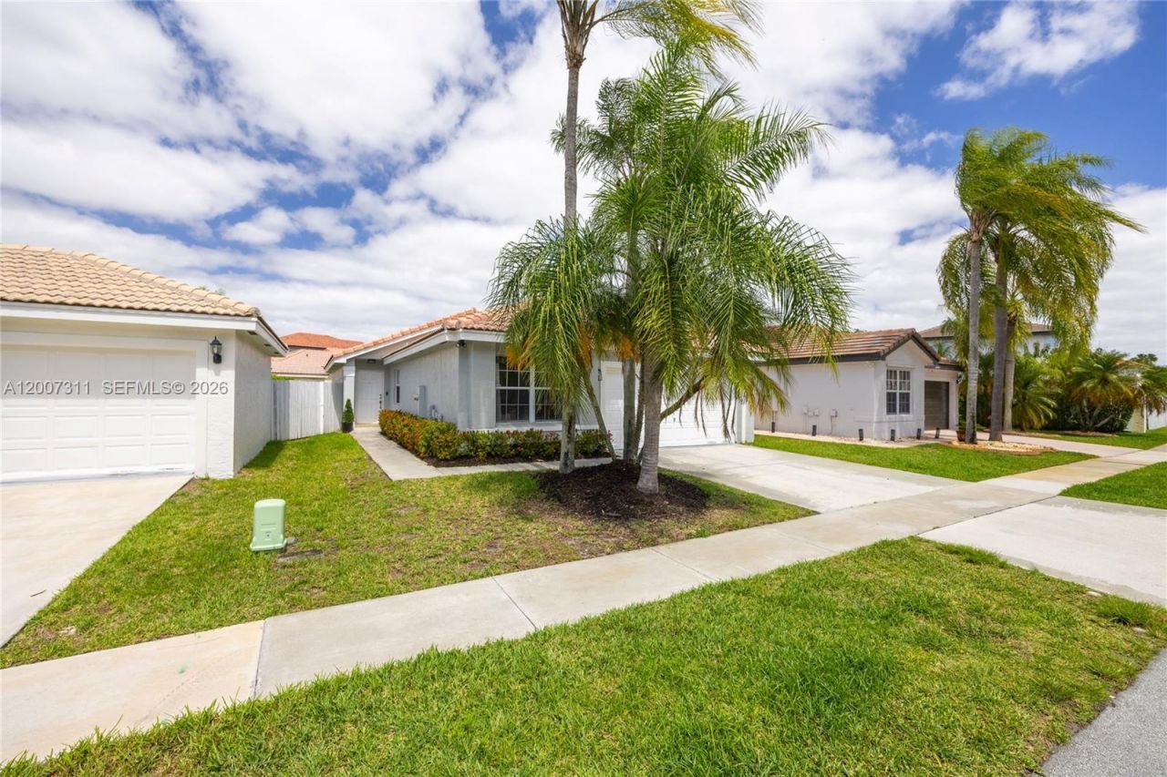 2737 SW 177th Ave , Miramar, FL 33029 Photo