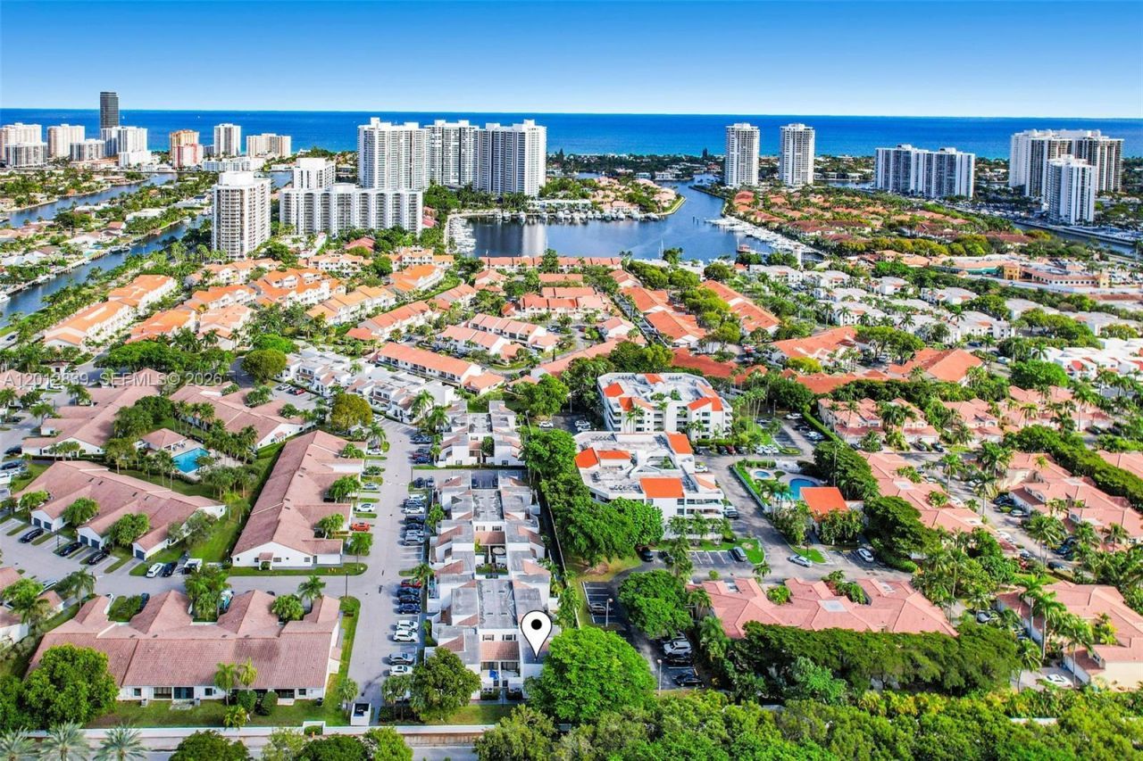 21216 Harbor Way , Unit 158-15, Aventura, FL 33180 Photo