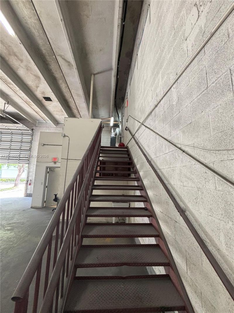 10950 NW 138th St, Unit #3, Hialeah Gardens, FL 33018 Photo