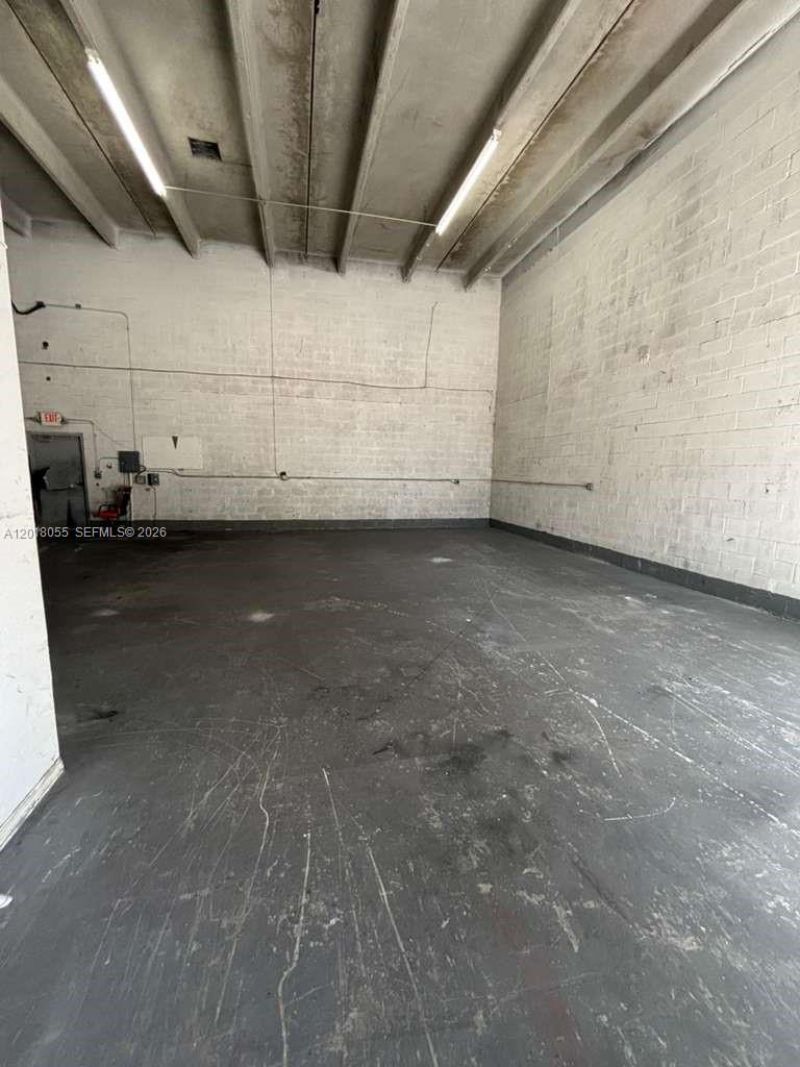 10950 NW 138th St, Unit #3, Hialeah Gardens, FL 33018 Photo