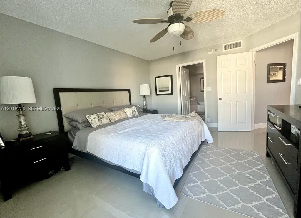 3530 Mystic Pointe Dr , Unit 2312, Aventura, FL 33180 Photo