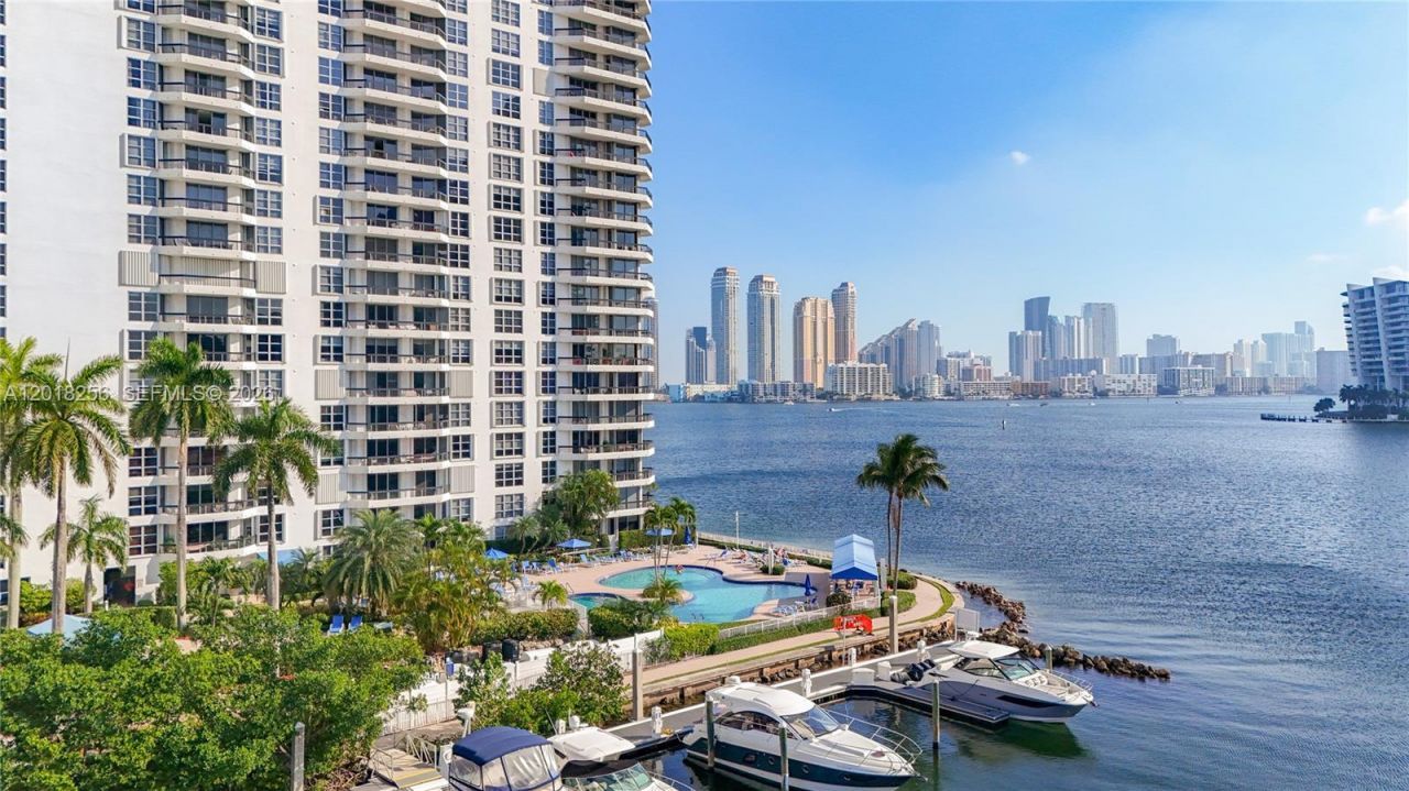 3530 Mystic Pointe Dr , Unit 2312, Aventura, FL 33180 Photo