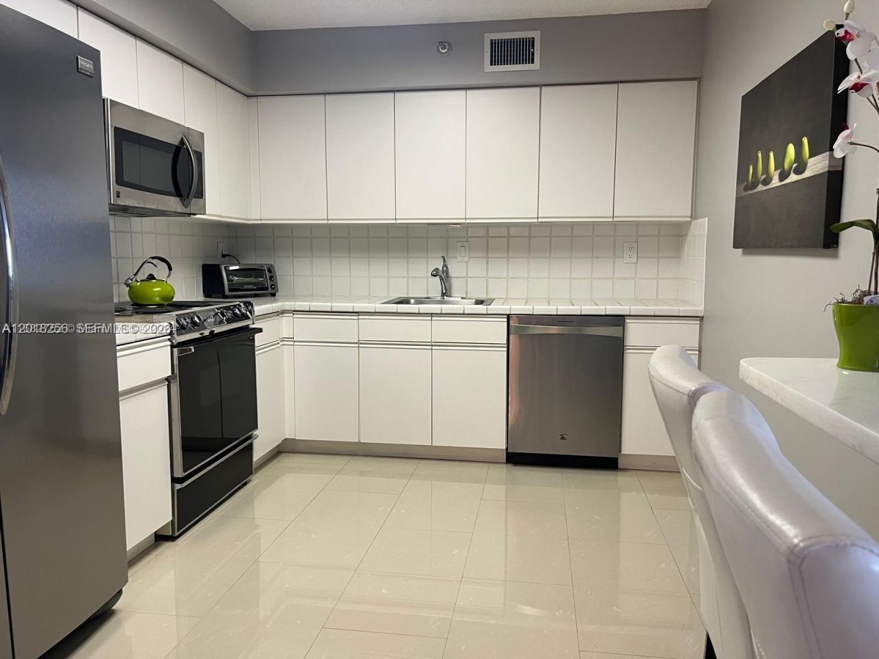3530 Mystic Pointe Dr , Unit 2312, Aventura, FL 33180 Photo