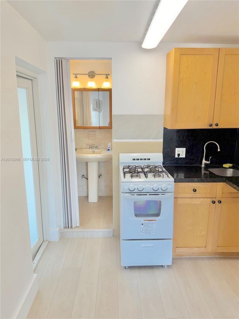 7537 Buccaneer Ave, Unit B, North Bay Village, FL 33141 Photo