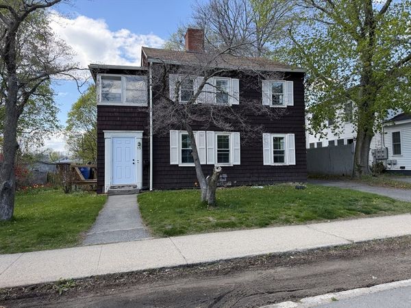 93 Friend Street, Unit 1, Amesbury, MA 01913