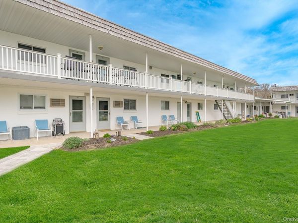 50 Rampasture Road , Unit 6, Hampton Bays, NY 11946