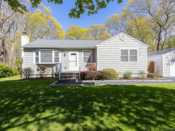 17 Biltmore Drive , Mastic Beach, NY 11951