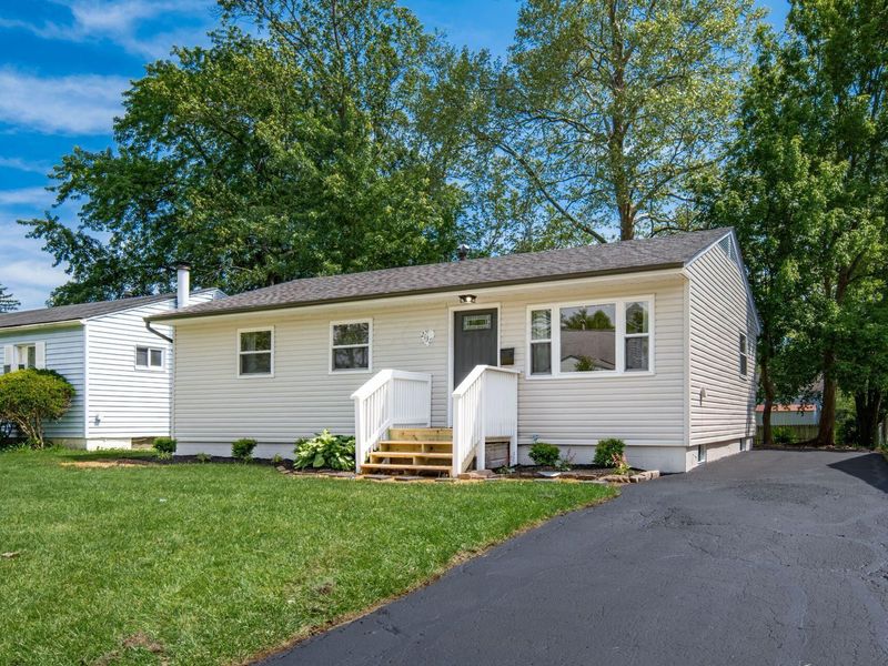2137 Ward Road , Columbus, OH 43224 Photo 2