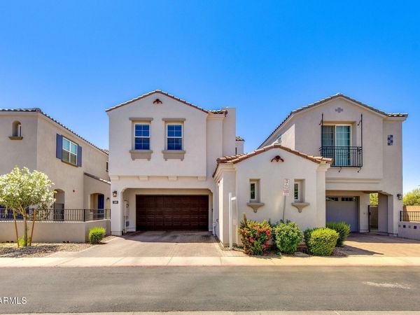 169 E BALSAM Drive, Chandler, AZ 85286