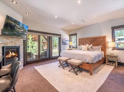11090 Henness Road, Truckee, CA 96161 Photo