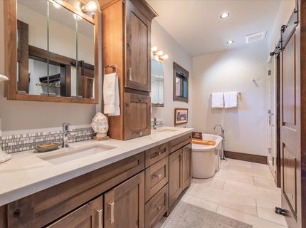 11090 Henness Road, Truckee, CA 96161 Photo