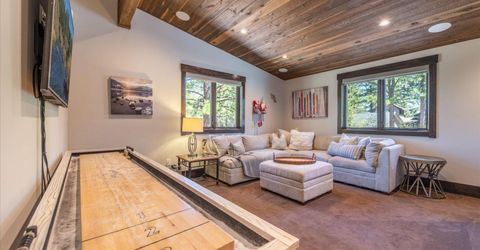 11090 Henness Road, Truckee, CA 96161 Photo