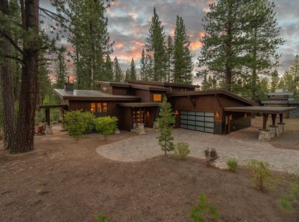 11090 Henness Road, Truckee, CA 96161 Photo