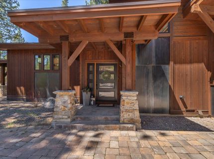 11090 Henness Road, Truckee, CA 96161 Photo