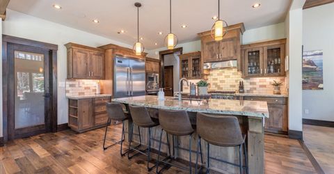 11090 Henness Road, Truckee, CA 96161 Photo
