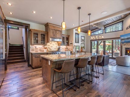 11090 Henness Road, Truckee, CA 96161 Photo