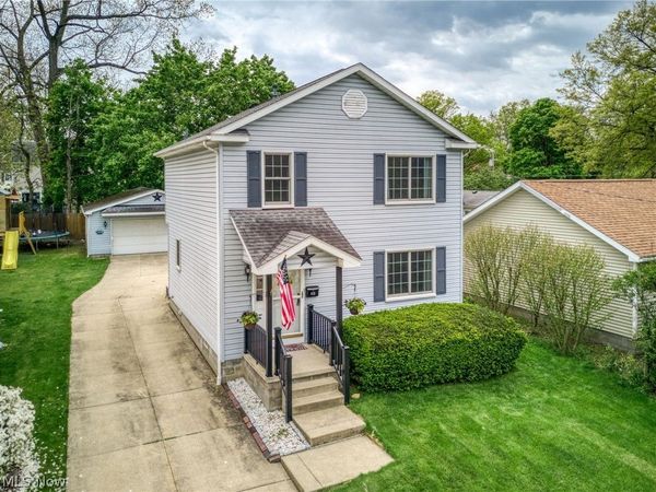 412 Lincoln Avenue , Cuyahoga Falls, OH 44221