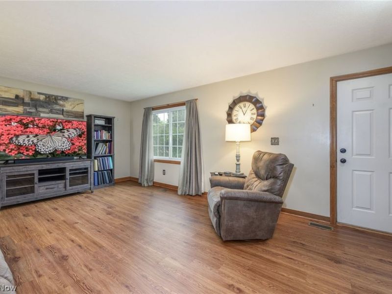 412 Lincoln Avenue, Cuyahoga Falls, OH 44221 Photo 5