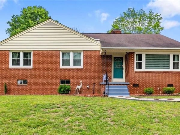 206 Forestrose Drive, Lexington, NC 27295