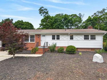 2007 Seneca Drive, Raleigh, NC 27604