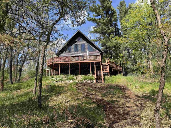 N4716 3rd Avenue, Oxford, WI 53952