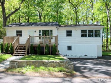 36 Maple, New Milford, CT 06776