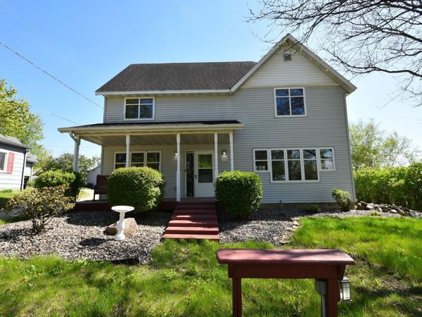131 E 7th Street , Zumbrota, MN 55992