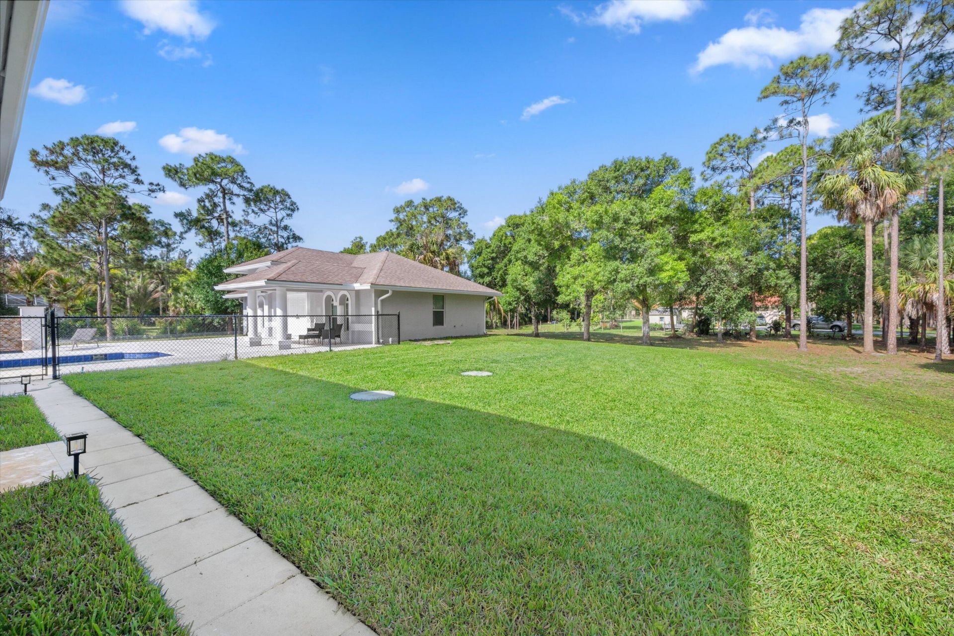17038 N 61st Pl Place N, The Acreage, FL 33470 Photo