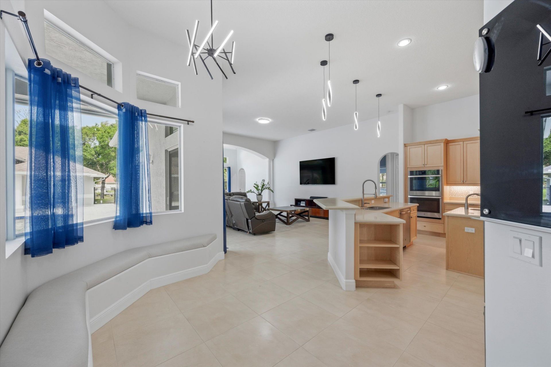 17038 N 61st Pl Place N, The Acreage, FL 33470 Photo