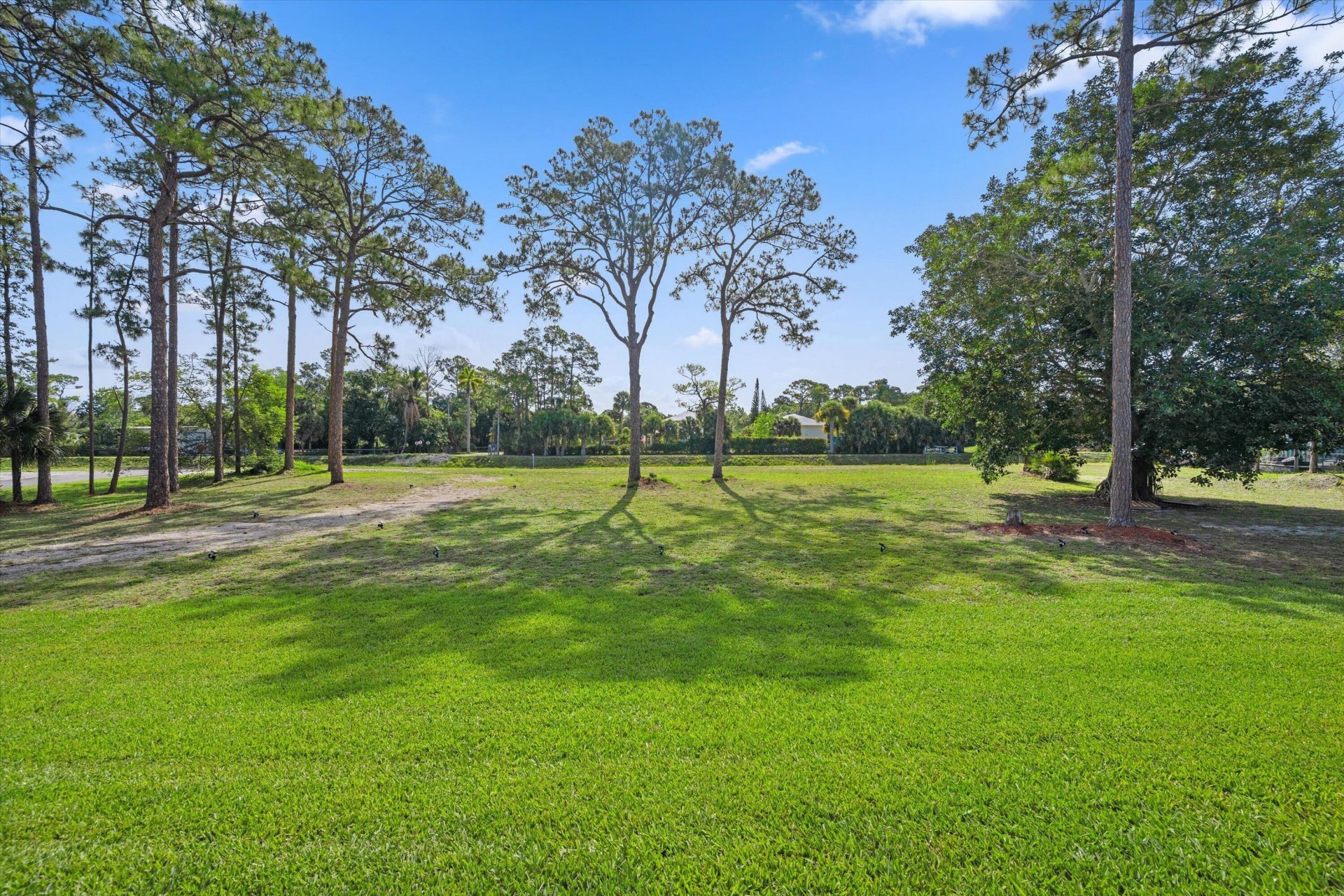 17038 N 61st Pl Place N, The Acreage, FL 33470 Photo