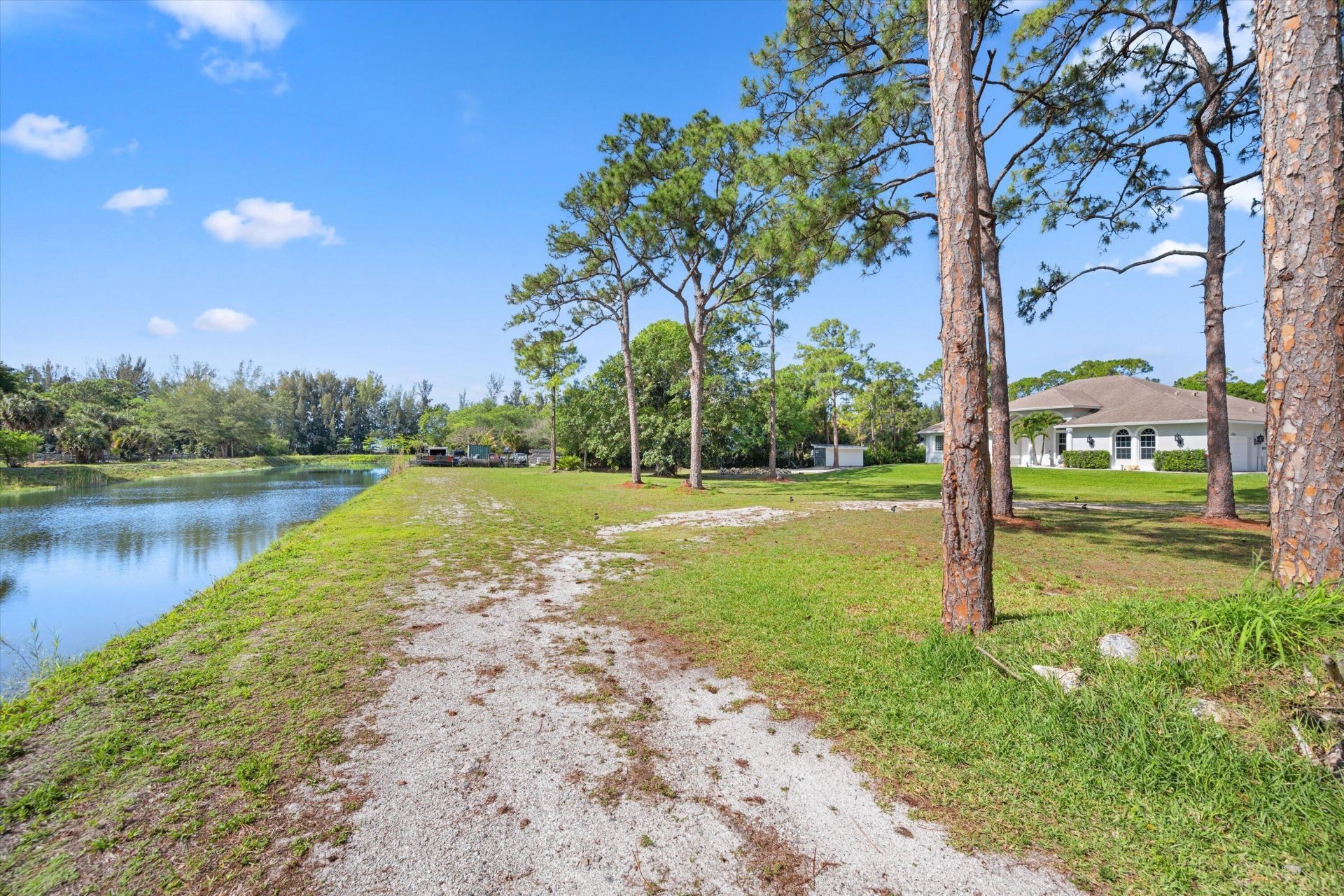 17038 N 61st Pl Place N, The Acreage, FL 33470 Photo