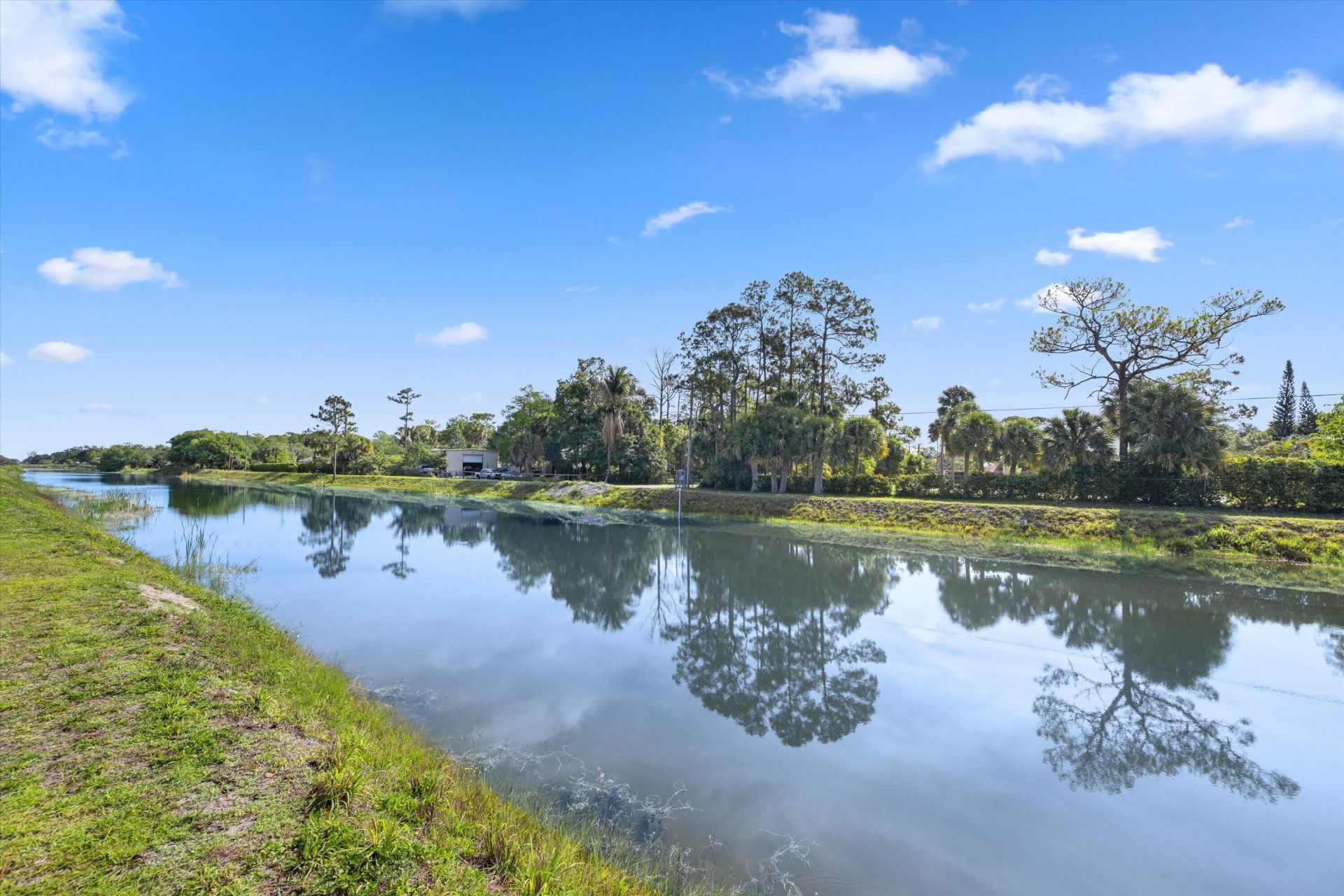 17038 N 61st Pl Place N, The Acreage, FL 33470 Photo