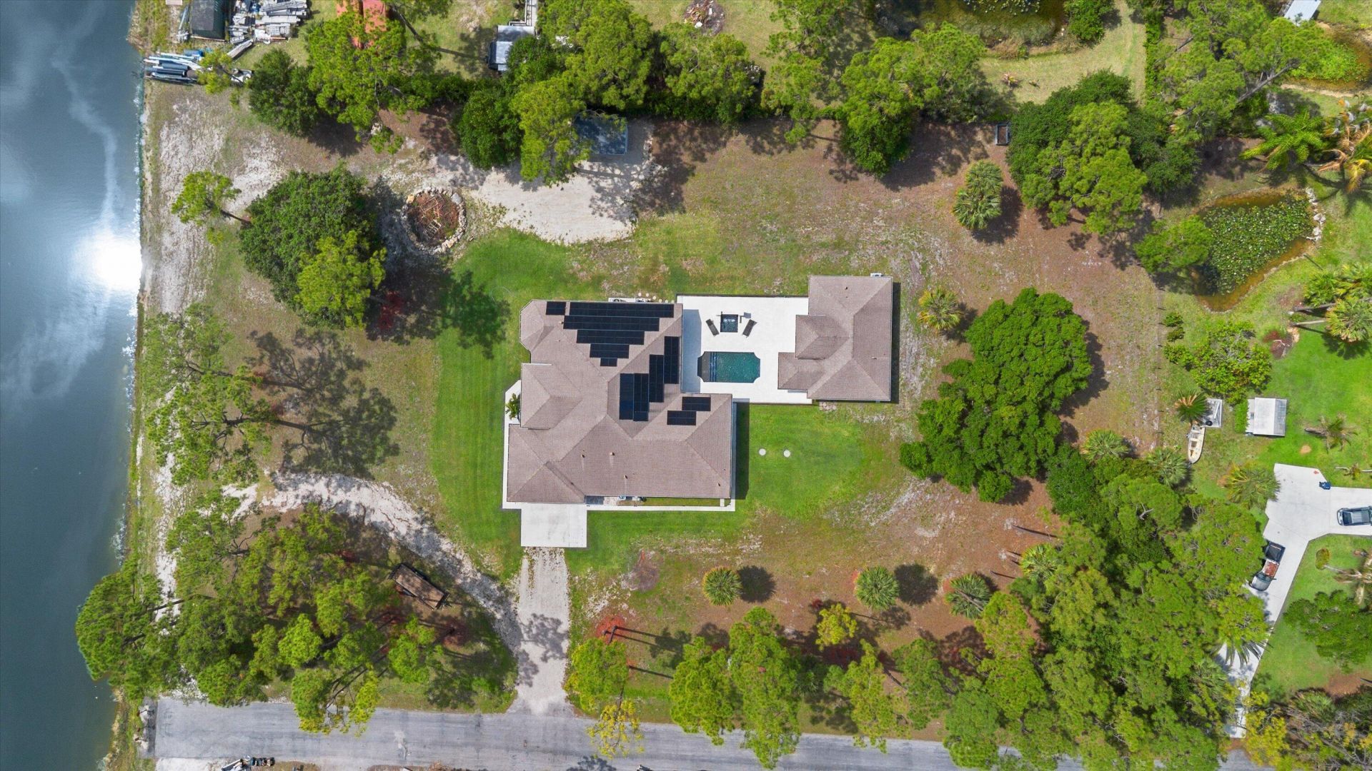 17038 N 61st Pl Place N, The Acreage, FL 33470 Photo