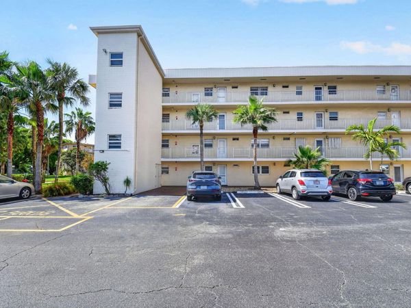 2515 NE 1st Court, Unit 4020, Boynton Beach, FL 33435