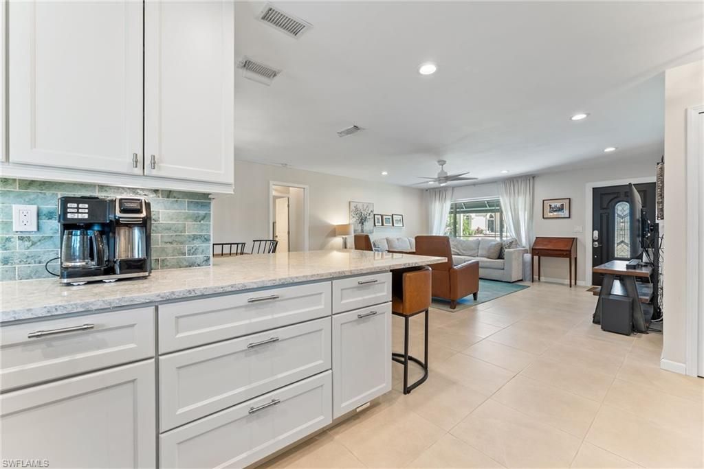 2025 SE 39th St , Cape Coral, FL 33904 Photo