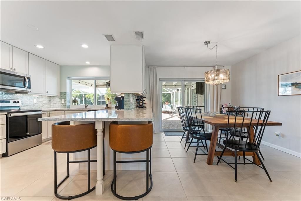 2025 SE 39th St , Cape Coral, FL 33904 Photo