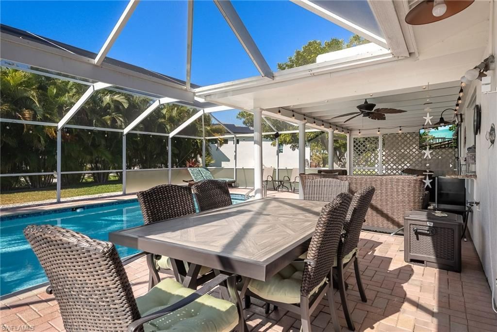 2025 SE 39th St , Cape Coral, FL 33904 Photo