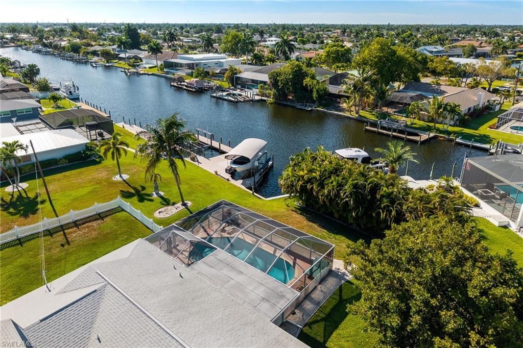 2025 SE 39th St , Cape Coral, FL 33904 Photo