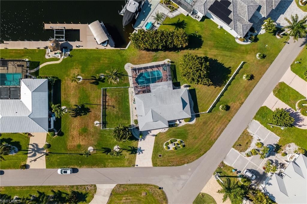 2025 SE 39th St , Cape Coral, FL 33904 Photo