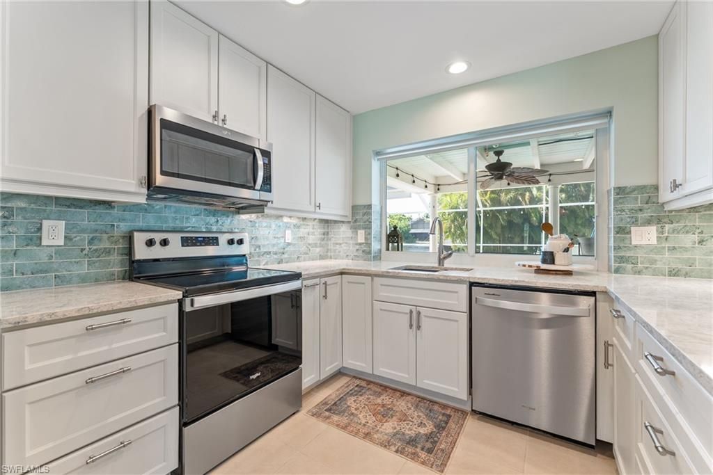 2025 SE 39th St , Cape Coral, FL 33904 Photo