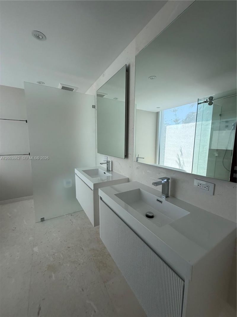 Please Call For Address, Key Biscayne, FL 33149 Photo