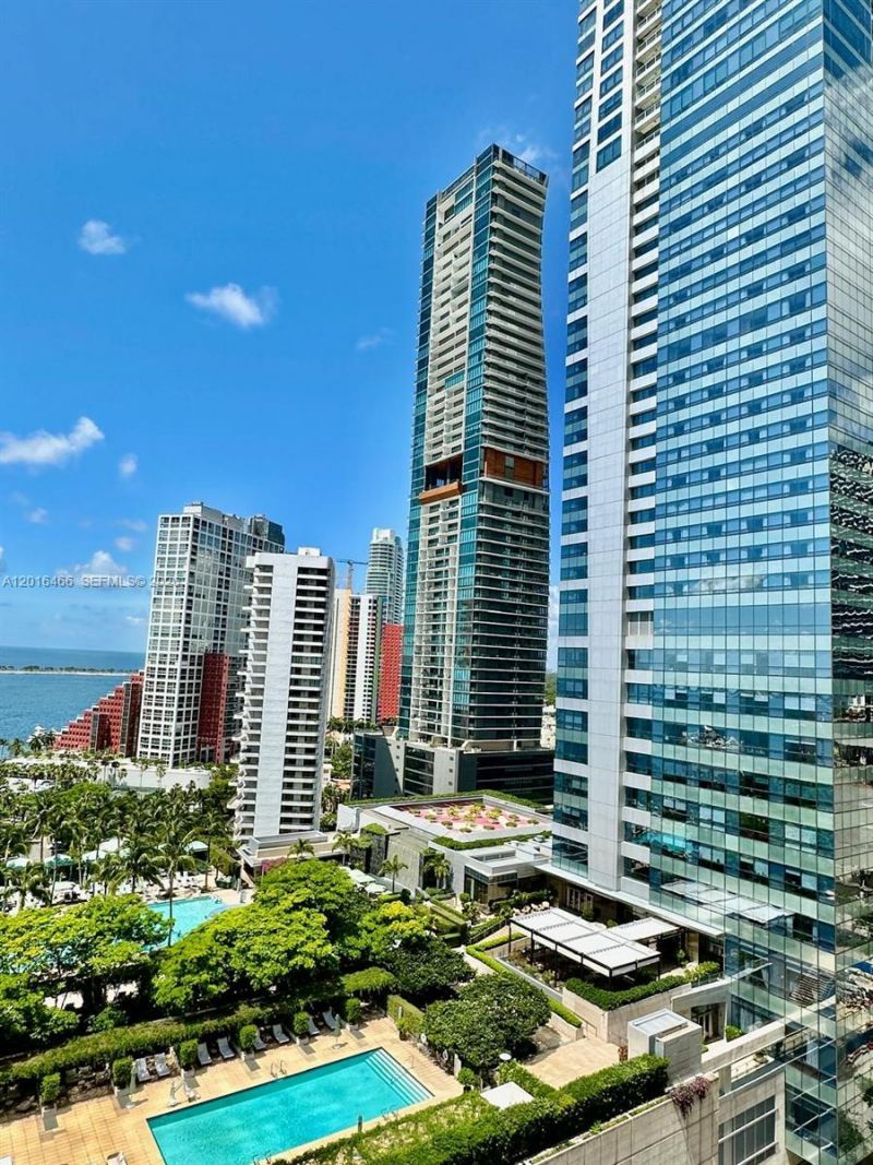 185 SE 14th Ter, Unit 1905, Miami, FL 33131 Photo