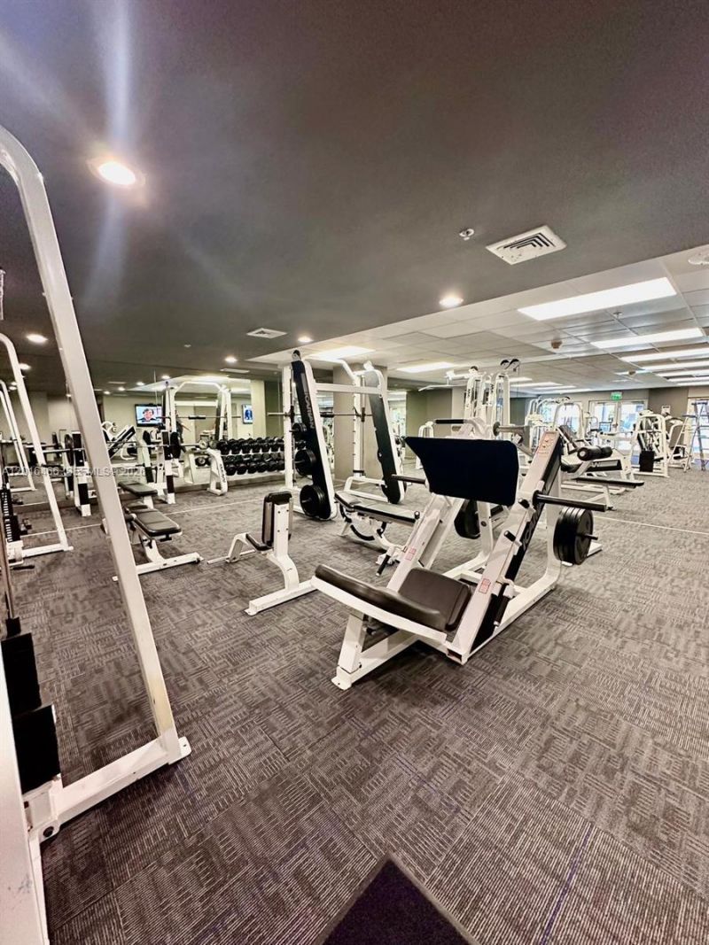 185 SE 14th Ter, Unit 1905, Miami, FL 33131 Photo