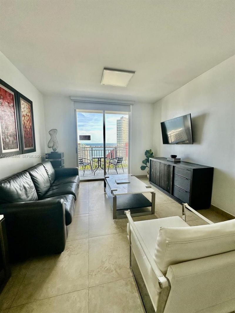 185 SE 14th Ter , Unit 1905, Miami, FL 33131 Photo